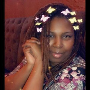 Meet your Posher, Lyn